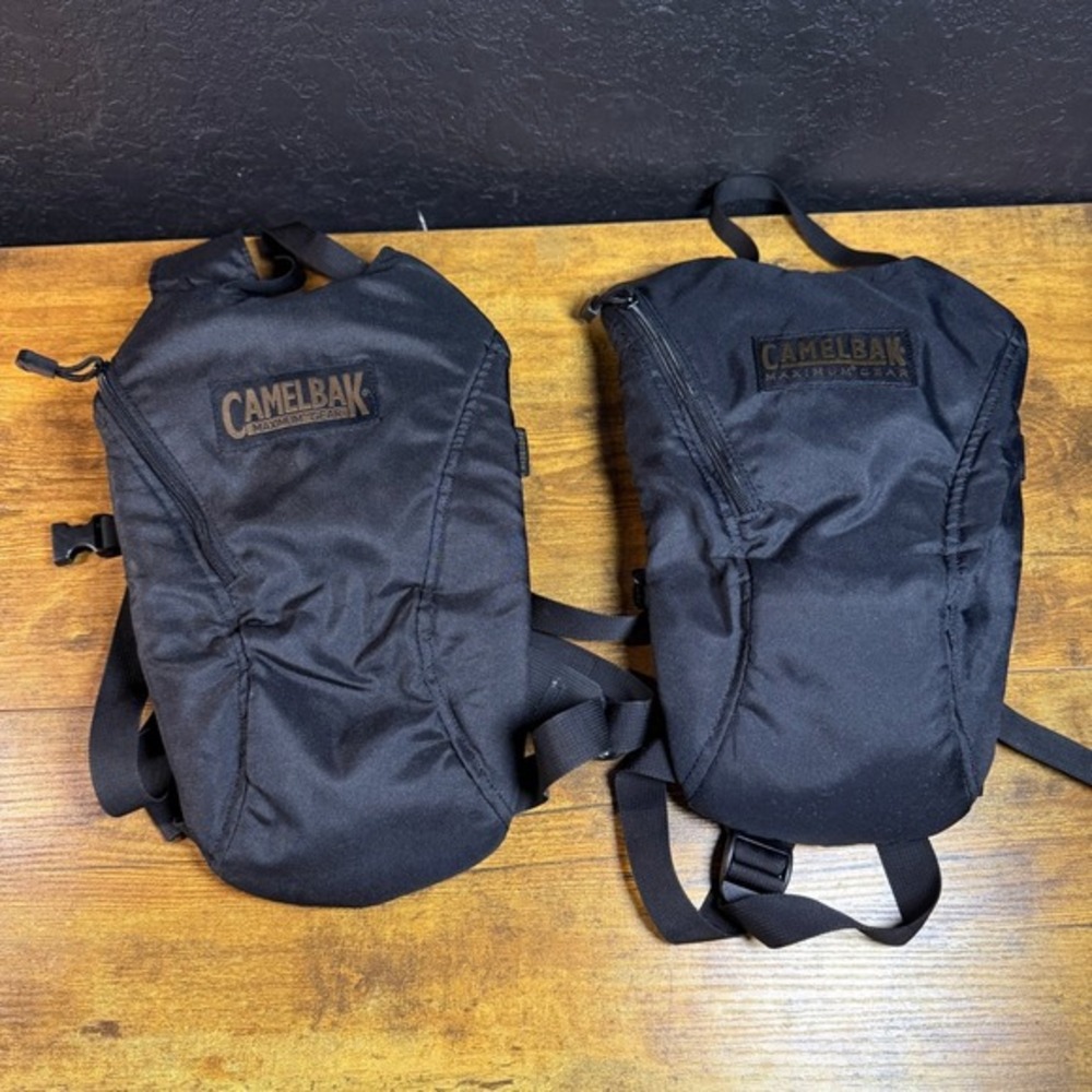 CamelBak HydroBak Maximum Gear Black Cordura Nylon‎ Hydration Pack Lot of 2 50oz